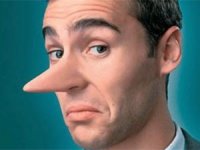 Бегут...А политрук продолжает бой