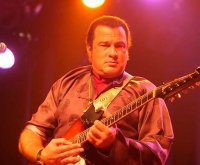 Русофобский „блюз“ как образ жизни в Эстонии