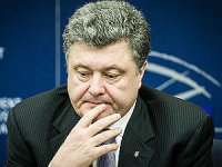 В телефонном разговоре с Обамой Порошенко признался, что Боинг сбили украинские ПВО, "а добивал Су-25"...