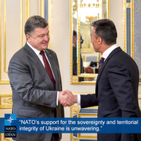 НАТО не будет поставлять Украине оружие, - Расмуссен