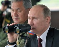 Путин распорядился создать военную группировку в Крыму