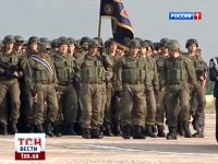 Киев готовится к параду на фоне недовольства военных