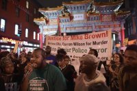 Сотни жителей Вашингтона вышли протестовать против полицейского насилия