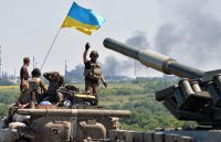 Отступающая нацгвардия создала пробки на выезде из Мариуполя