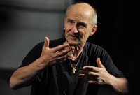 Петр Мамонов: "Весь мир месят 15 человек, которых никто не знает..."