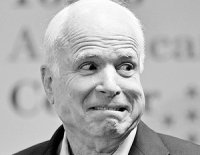 Американский журналист посоветовал Маккейну лечиться в психбольнице