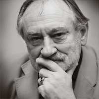 Великий укр. Жив, живе, житиме в кожному з нас. Змирися, смертний.