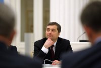 Сурков это пряник, а Новороссия это кнут