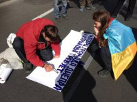 Харьковское рагульё приехало в Киев поваляться на асфальте и доказать этим, что Харьков - цэ Украина