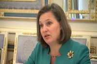 Нуланд продолжает науськивать Порошенко на боевые действия