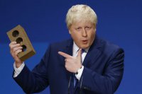 Мэр Лондона требует квоты для мигрантов