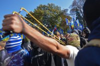 Акция протеста националистов в Киеве приобрела насильственный характер