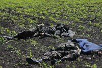 Миссия «Черный тюльпан»: волонтеры собирают остатки "героев" за свой счет.