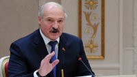 Лукашенко заявил, что "бездельников не должно быть в стране"