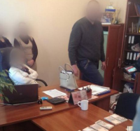 Чиновники - «патриоты» воруют сотни тысяч гривен под предлогом «на нужды АТО»