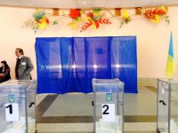 Западные журналисты отмечают катастрофически низкую явку в районах Донбасса, подконтрольных Киеву