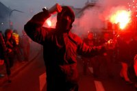 Полиция Варшавы "кроваво" разогнала польских анижедетей