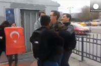 Турецкие националисты напали на американских моряков