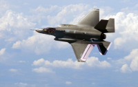 СМИ: Каждый истребитель F-35 обойдётся США дороже, чем равная ему по весу куча золота