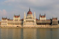 В Венгрии начинают Майдан