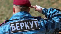 Бойцов «Беркута» наградили медалями «Спецназ России»
