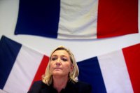 Партия Марин Ле Пен получила кредит в российском банке
