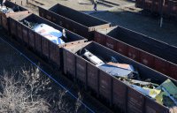 Поезд с обломками разбившегося на Украине Boeing прибыл в Харьков