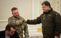 Порошенко дал гражданство Украины неонацисту, подозреваемому в организации взрыва на Манежной площади