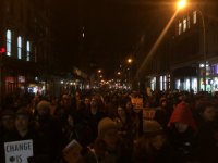 Полиция Нью-Йорка: Количество митингующих достигло 50-60 тысяч человек