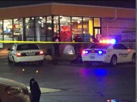 Опять... В американском Сент-Луисе полицейский застрелил темнокожего подростка