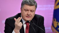 Порошенко: Украинская армия стала такой сильной, что у неё едут учиться воевать