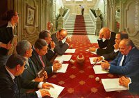 "Цель оправдывает средства" в применении к последним событиям в Новороссии.