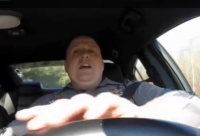 Поющий на дежурстве коп из Делавэра стал звездой YouTube