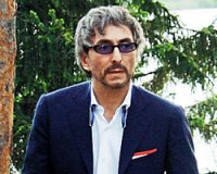 Российский олигарх обратился к Украине за разрешением вывезти советские памятники