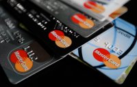 MasterCard уведомила о снижении в два раза стоимости обслуживания операций в РФ