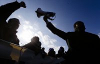 США. Крупнейшая забастовка нефтяников и сталеваров с 1980-го года