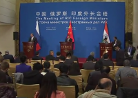 Пресс-конференция главы МИД РФ Сергея Лаврова в Пекине