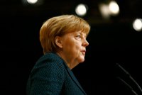 Немецкие депутаты требуют Нобелевскую премию мира для Ангелы Меркель