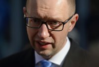 Яценюк требует от России компенсации за разгромленный Украиной Донбасс