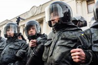 В Киеве "Правый сектор" атаковал Нацгвардию