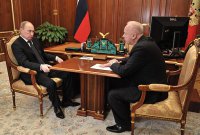 Е.А. Федоров вносит в ГД на рассмотрение поправки по ст. 15 Конституции РФ