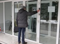 В парке Горького обыск. Адвоката и руководство КП не пускают в здание (Фото)