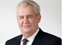 Президент Чехии: игнорирование Победы — оскорбление памяти 150 тысяч советских воинов-освободителей