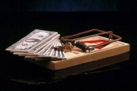 Кредит от МВФ спасает правительство, а не Украину