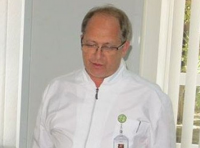 В Харькове сломали руки главному детскому нейрохирургу Украины