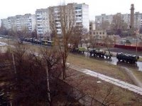 В Константиновке огромная колона бронетехники Украины