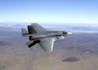 Истребитель F-35 США: горит, тонет и не летает