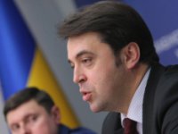 Каждого пятого госслужащего в Украине сократят
