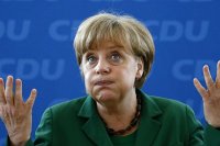 «Меркель бездумно тратит деньги на Украину!». Заявление депутата Бундестага