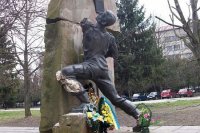 Во Львове вандалы надругались над памятником воинам – афганцам